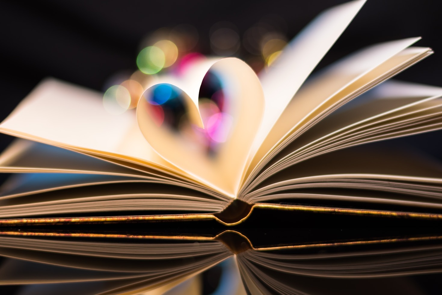 Communication Strategies For Exploring New Dynamics